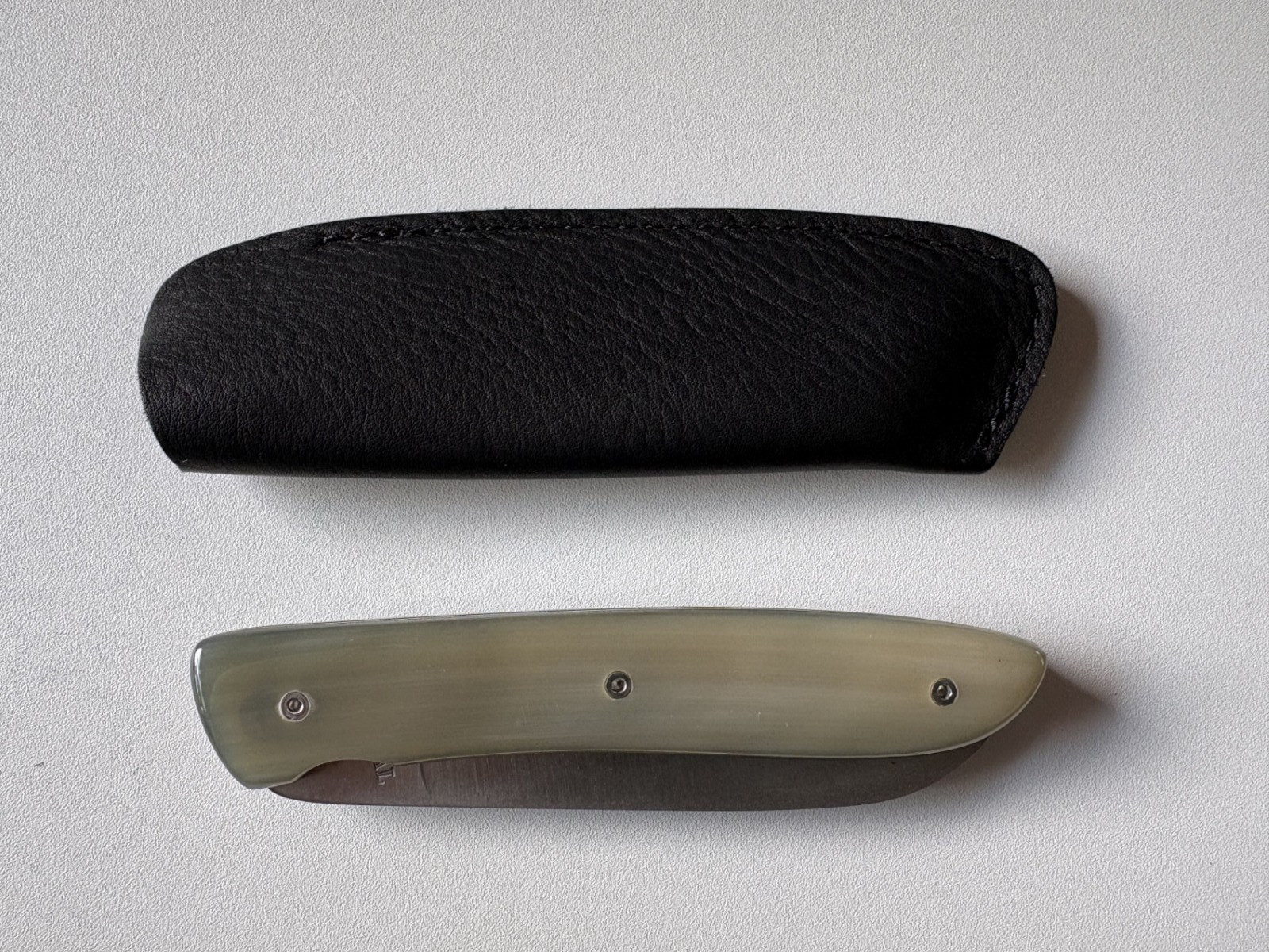 Atelier Perceval L08 folding pocket knife zebu horn tip - unused