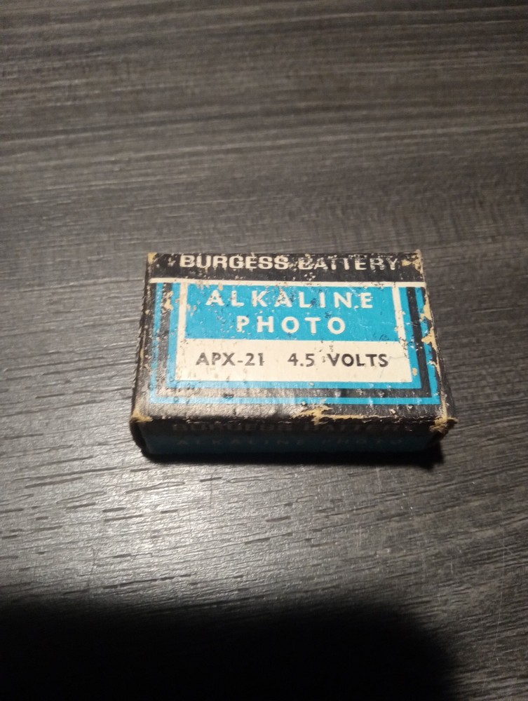 Polaroid Vintage Land Camera Automatic 210