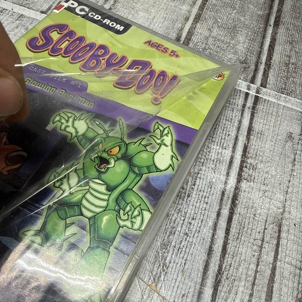 Scooby-Doo Glowing Bug Man CD-ROM Windows 95/98/XP/2000, 2002