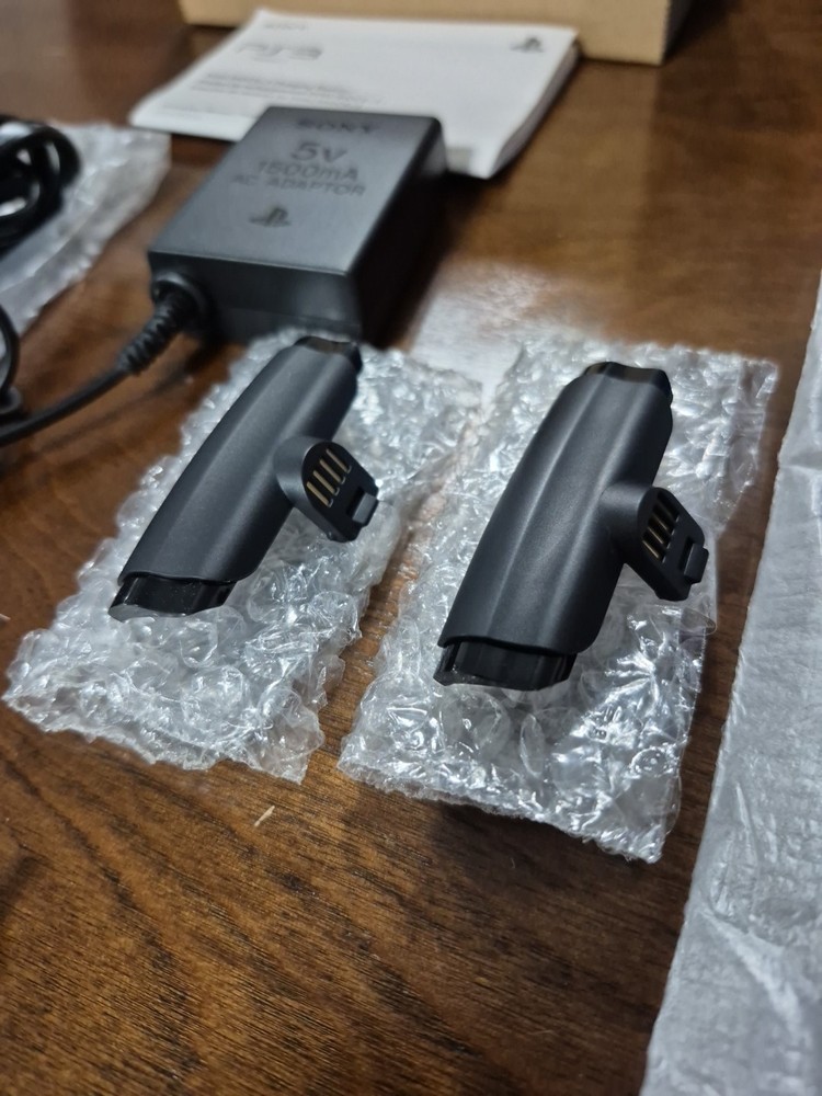 PlayStation3 Starter Kit Includes Remote and Charging Station PS3 RARE PS3