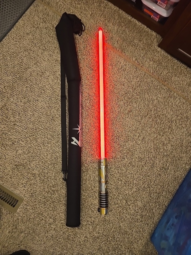 Savi's Workshop Handbuilt Lightsaber with Original Carrying Bag and Red Crystal