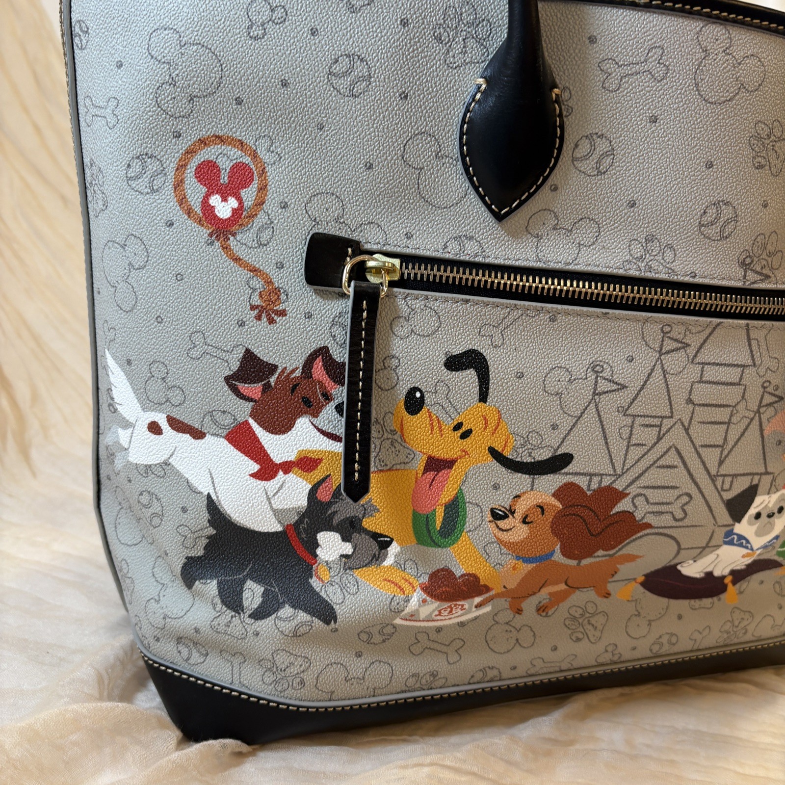 Dooney & and Bourke Disney Dogs Women's Leather Tote Bag NWT