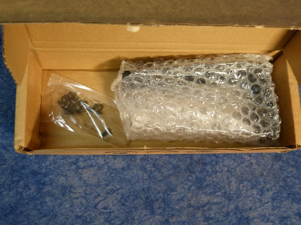 BlackBox RMK2004 Rackmount Kit for the ServSwitch Wizard IP (Single Unit) G54