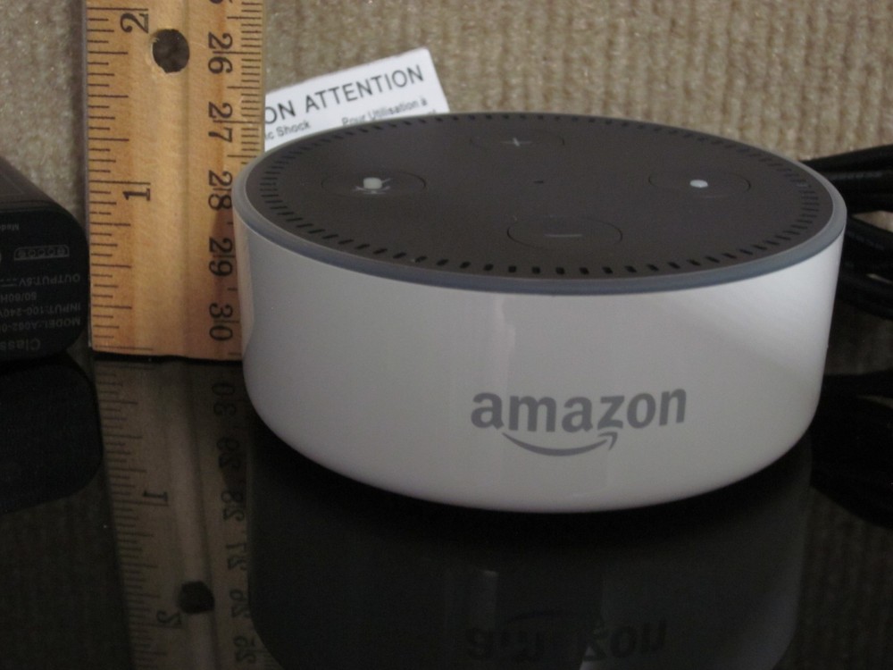 Amazon Echo Dot 2nd Generation Smart Assistant White RS03QR