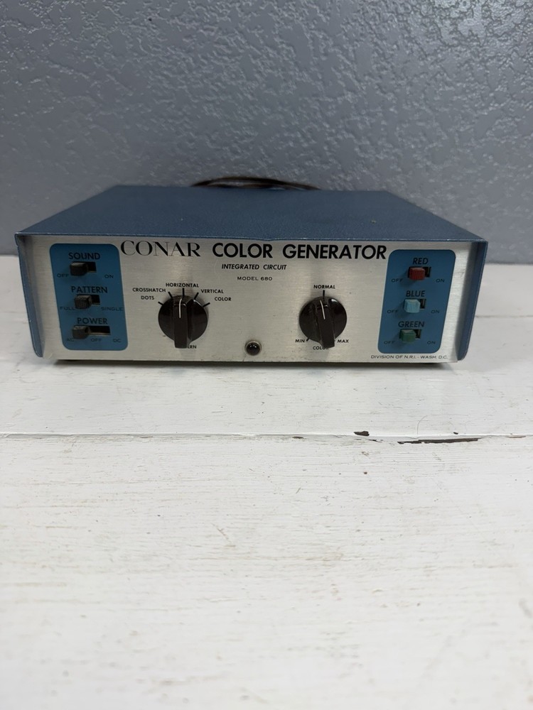 Vintage Conar Instruments Model 680 TV Pattern Generator   Turns On