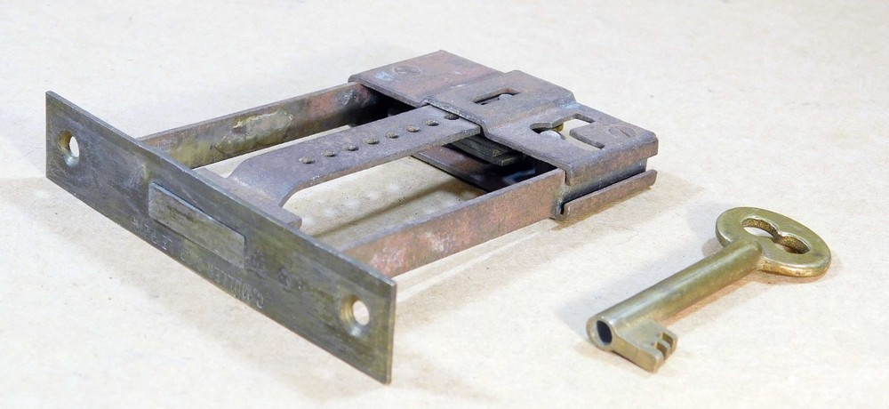 Unique adjustable selvage antique cabinet locks with key
