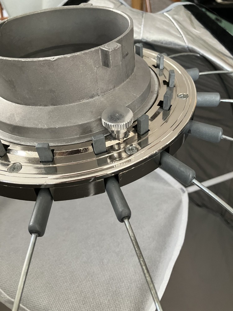 Aputure Light Dome II (34.8") Softbox