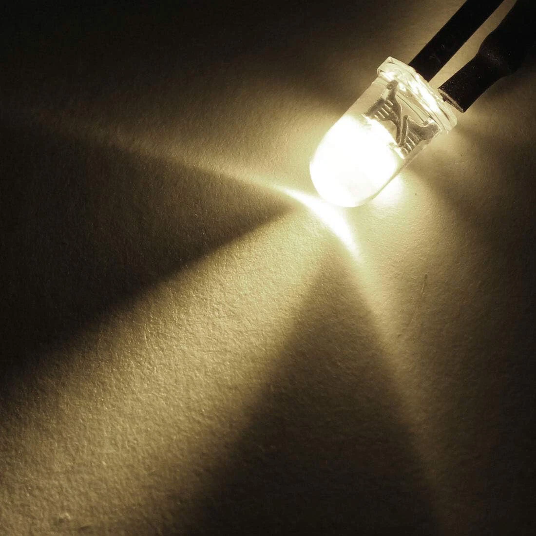 100X 3mm Pre Wired DC5V-12V Micro LED Lights Emitting Diodes Mini Bulbs Lamp NEW