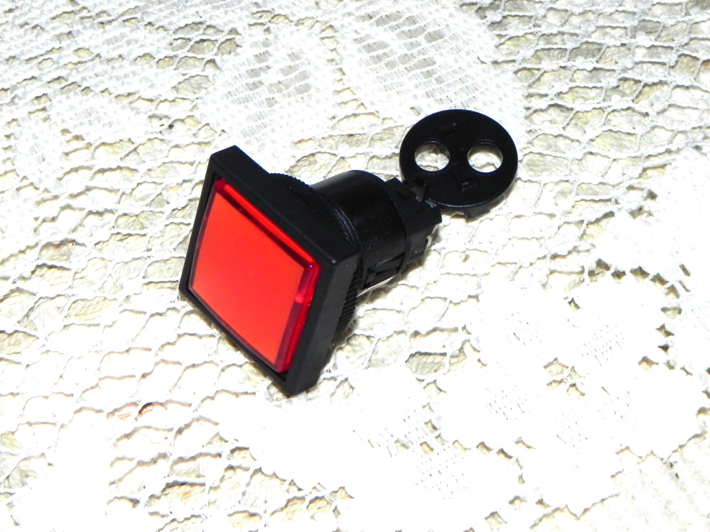 FUJI Indicator light (Red) DR22F3M E3 SQUARE