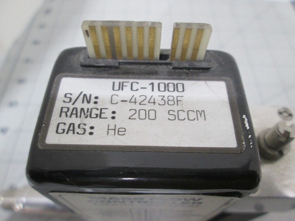 Unit, UFC-1000, Mass Flow Controller, He, 200 SCCM, Used