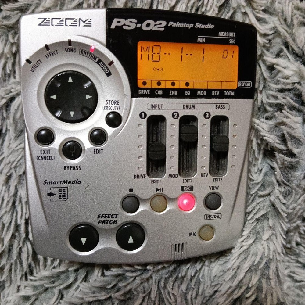 ZOOM PS-02 Palmtop Studio Multitrack Recorder Good w/ Box