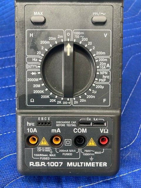 R.S.R. ELECTRONICS INC. 1007 Digital Capacitance & Inductor Multimeter USED2(PC)