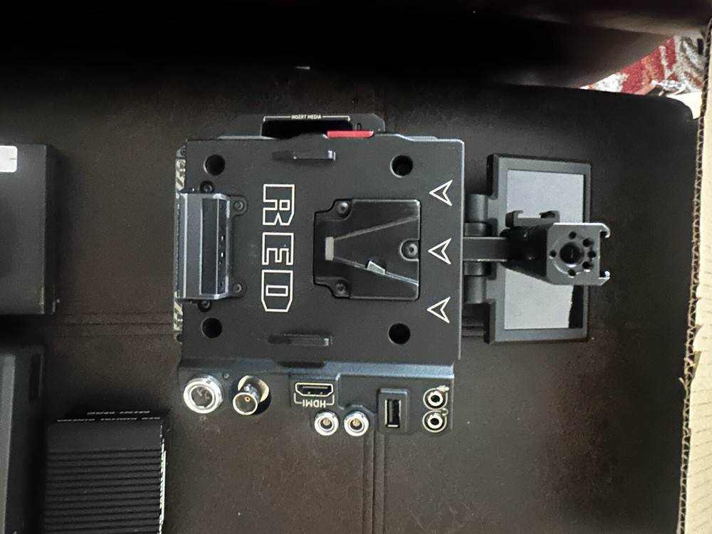 Red Scarlet-W Dragon 5K Sensor Digital Camera Kit