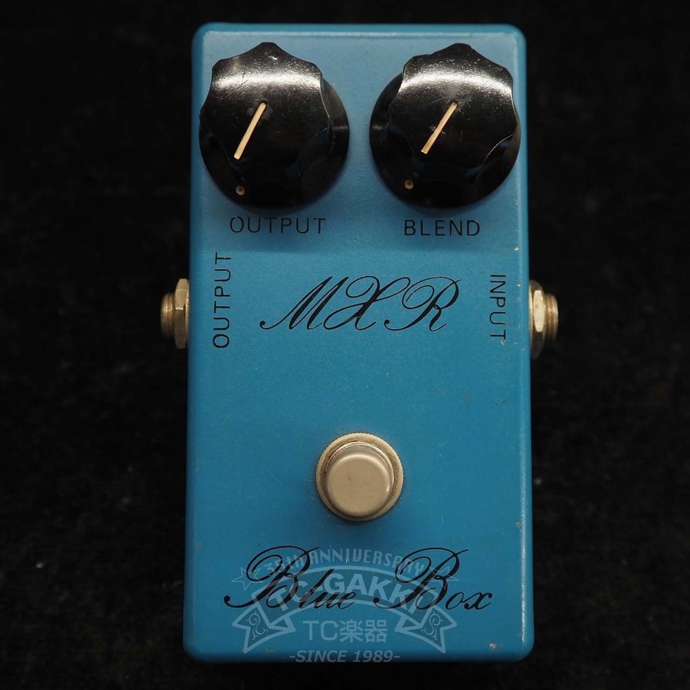 MXR Blue Box Fuzz Octave Guitar Effects Pedal Script Logo Used