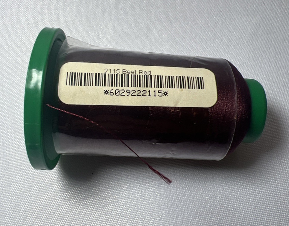 Isacord Embroidery Thread - Beet Red - 1000m 40 wt