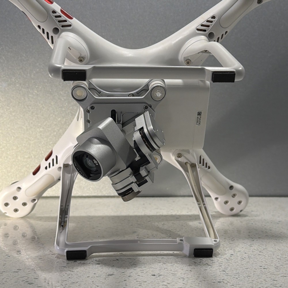 DJI Phantom 3 Quadcopter Drone - in good condition, Pl Check Description