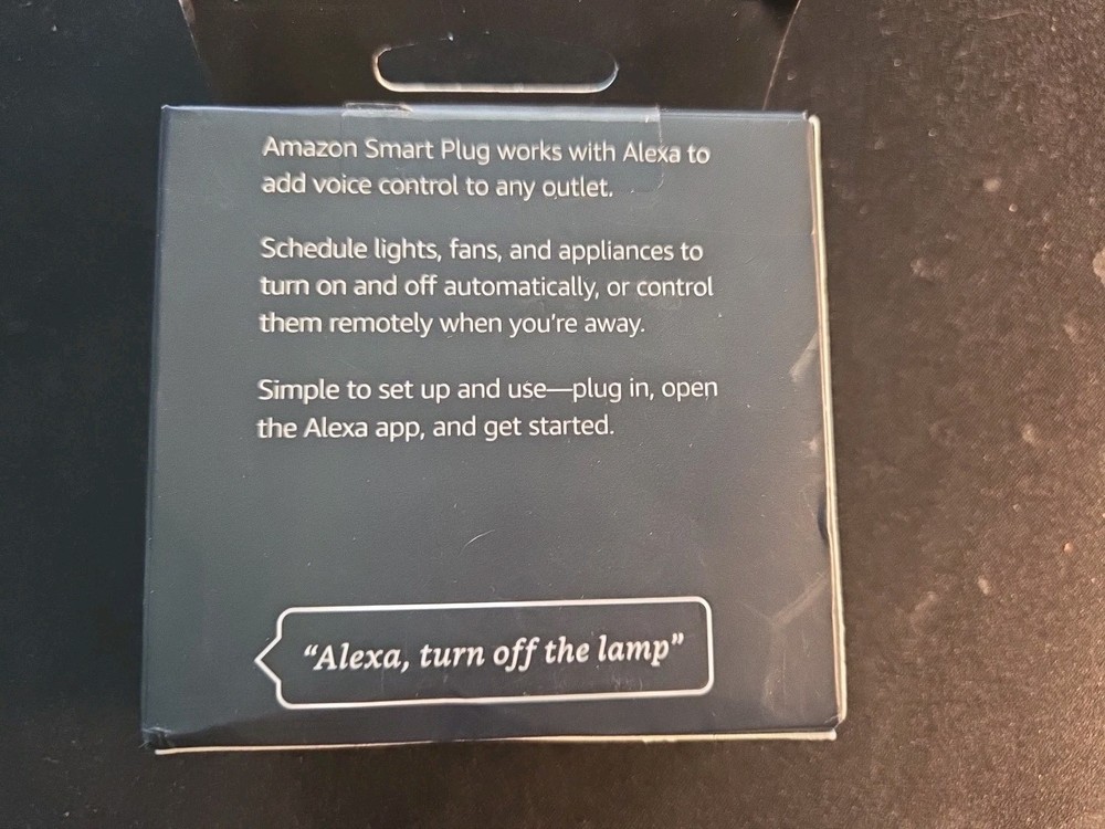 NEW IN SEALED BOX Amazon Smart 3 Prong Plug