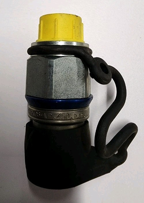 NEW STAUBLI SPX08-WP QUICK COUPLING 3/4" ID