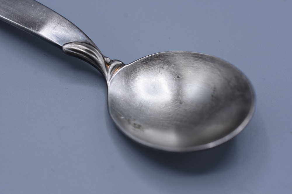 1847 Rogers Bros IS FLAIR Baby Spoon 4-1/8" Silver plate International Silver