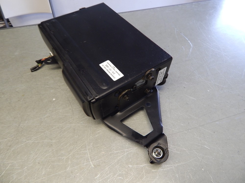 W163 ML320 ML350 ML430 CD CHANGER COMPLETE