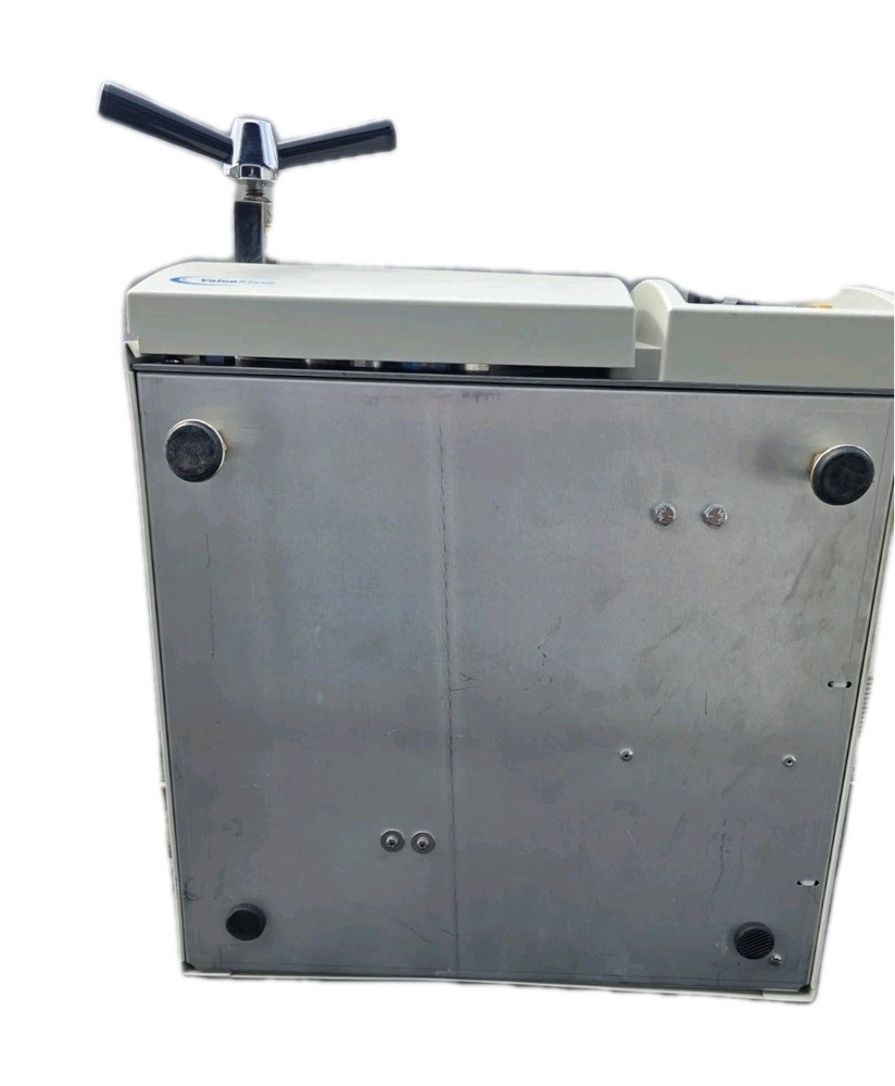 Tuttnauer ValueKlave Manual Autoclave