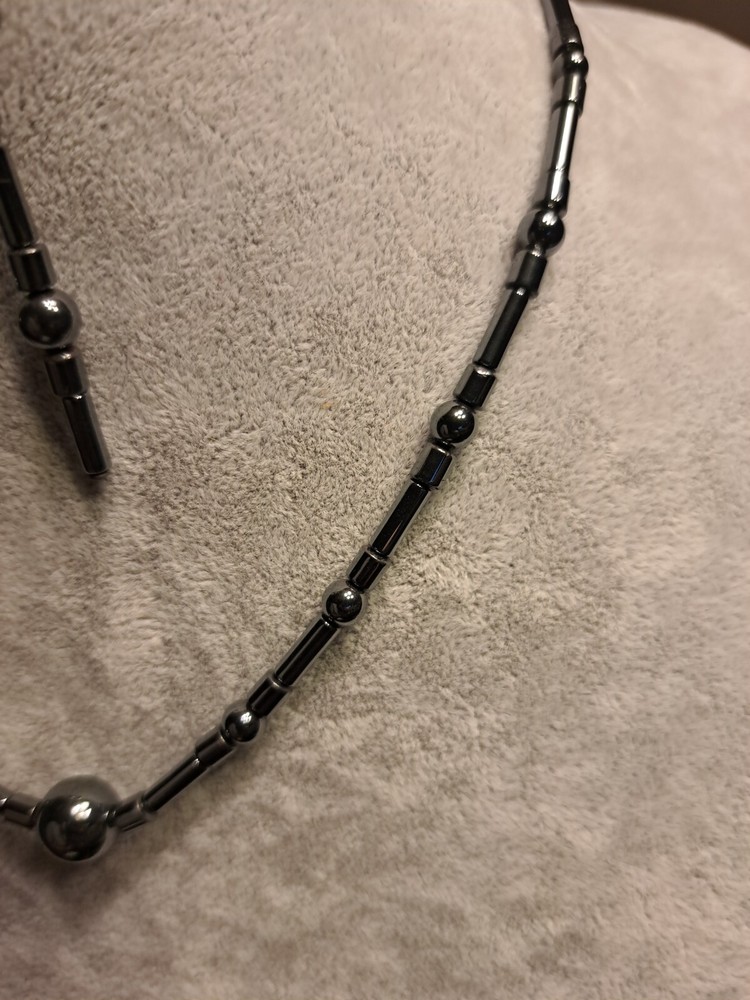 High End Necklace Earring Set Magnetic Clasp