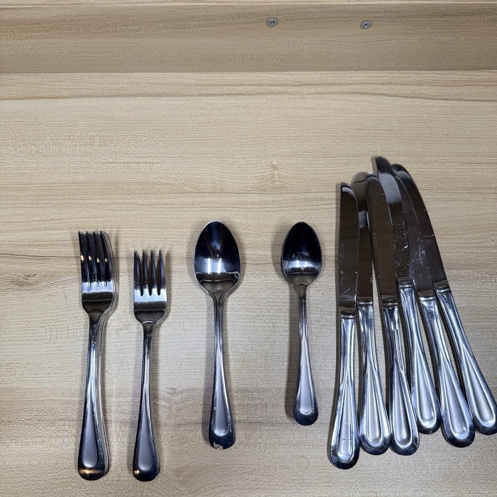 Oneida Stainless Flatware SATIN SAND DUNE 28Pc Service for 5 ***READ***