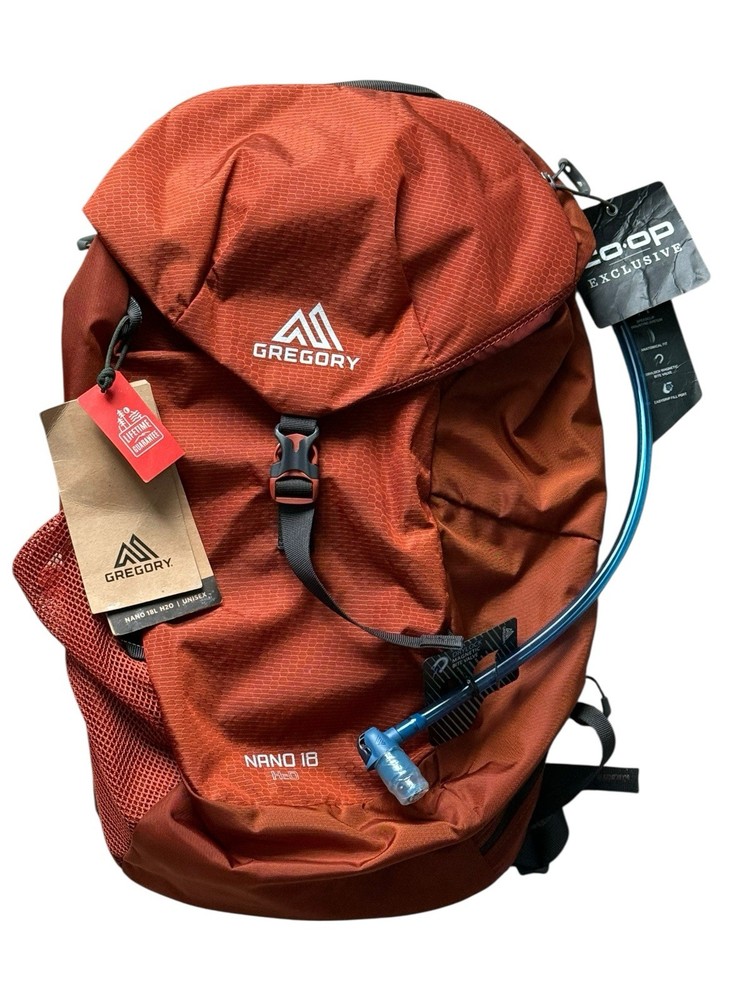 NWT Gregory Nano 18 H2O Hydration Backpack Magnetic Bite Valve Spark Orange