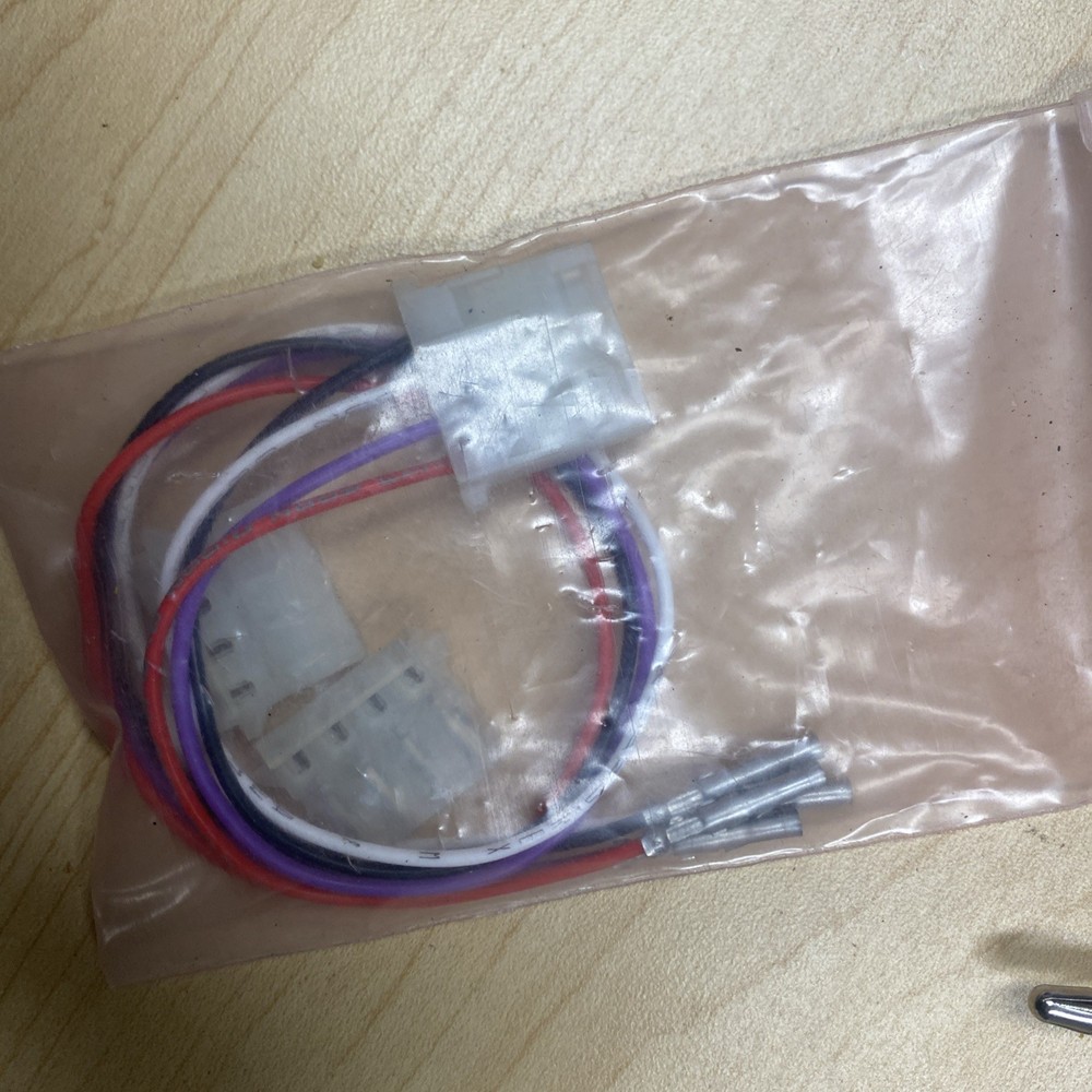 Electrical Multimeter Test Leads with Alligator Clips+ Assorted Other Leads.B67
