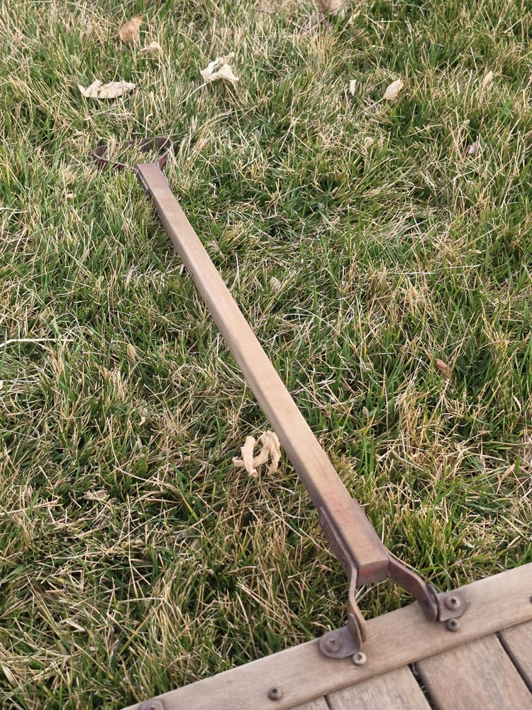 Vintage Children's Snow C-Back Pull Sled With Handle