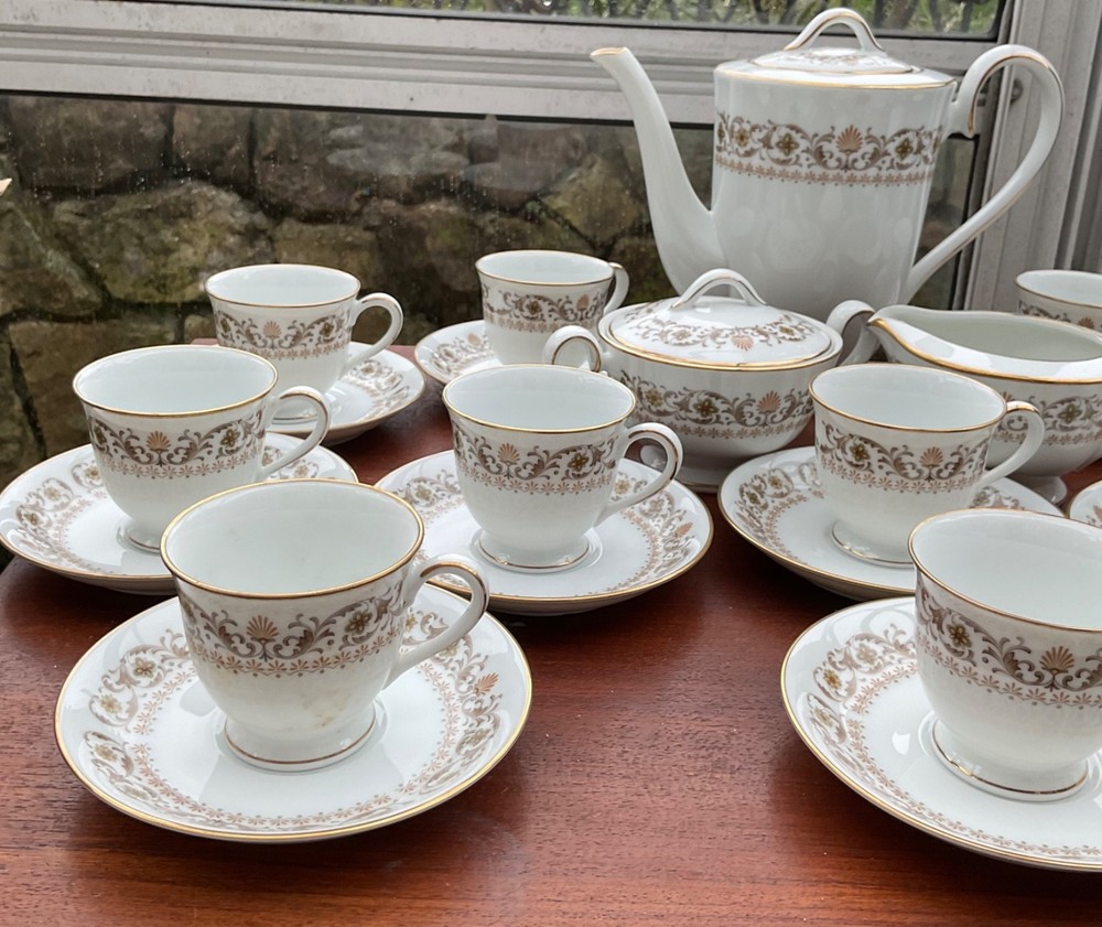 Noritake Westbury 6952 Complete Coffee set. 27Pc Tea set. Demitasse cups