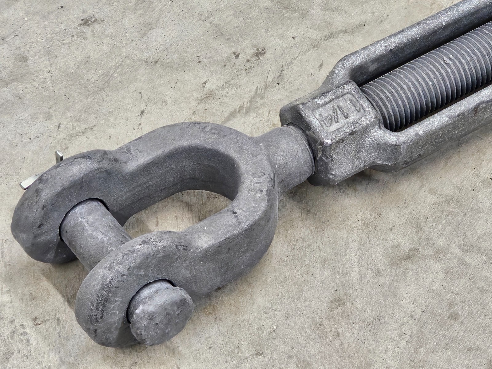 BTC Turnbuckle Jaw Chain Rigging Tension Slack Tightening 1-1/4" 1.25 24-36"