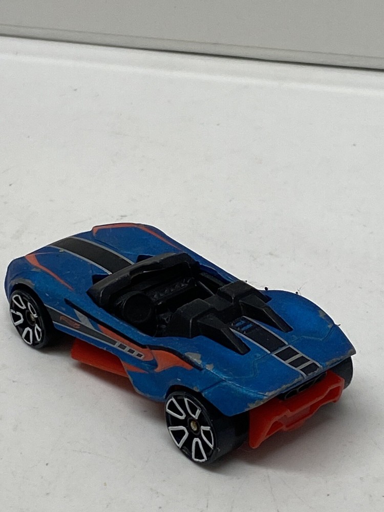 Hot Wheels Carbonic Blue Mattel 2014 Unboxed