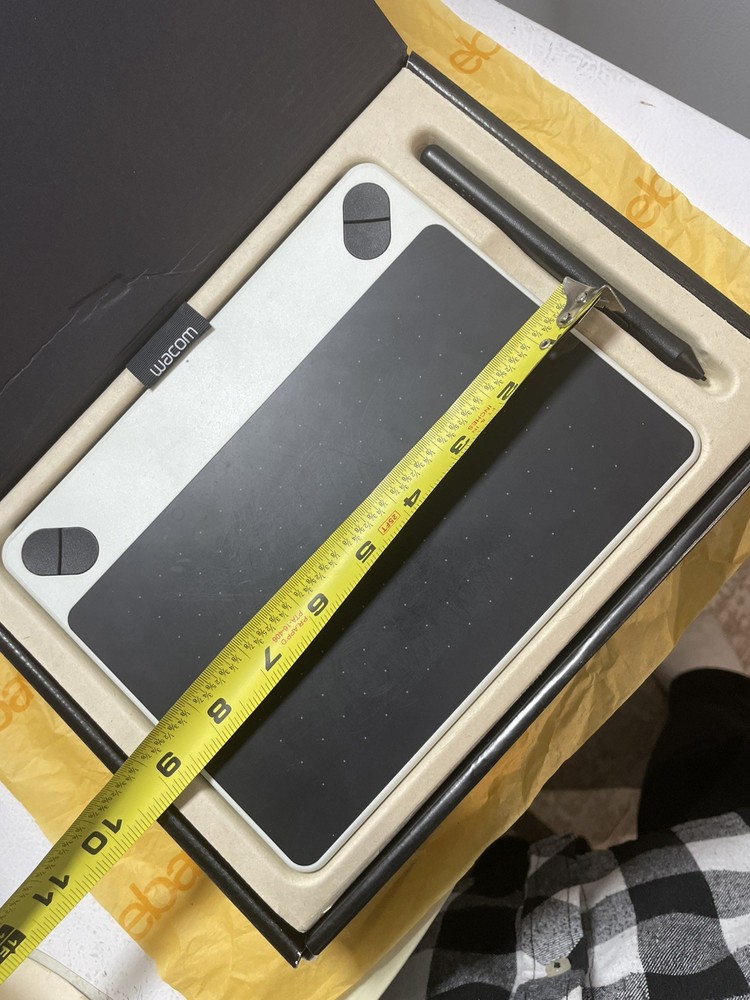 Wacom Intuos Draw Creative Graphics Tablet Small White- CTL490