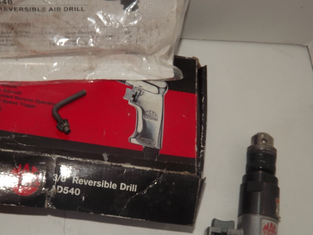 New Mac Tools 3/8" Reversible Drill AD540