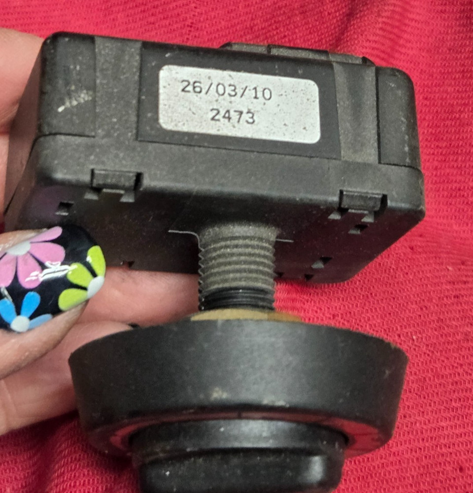 WEBASTO: TEMPERATURE KNOB Switch climate CONTROL 83051 HVAC