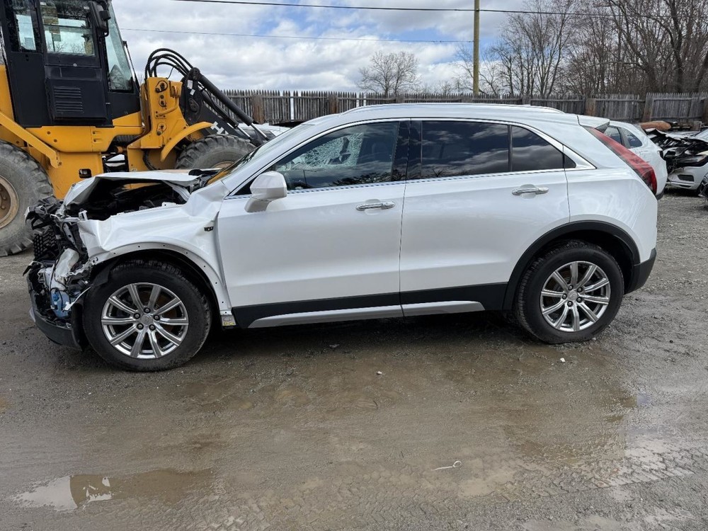 2019-2022 Cadillac XT4 Amplifier