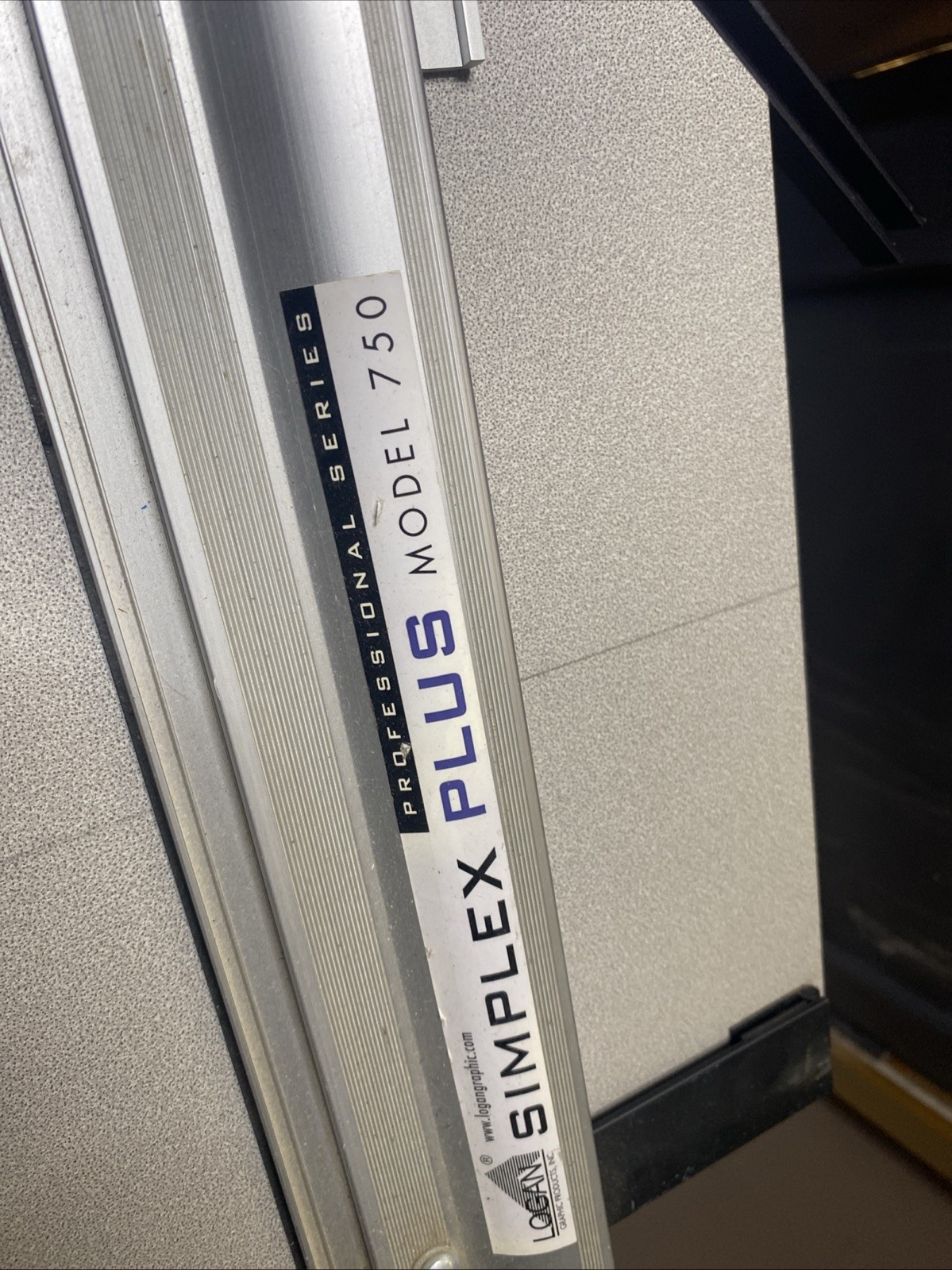 LOGAN SIMPLEX PLUS model 750 professioal series