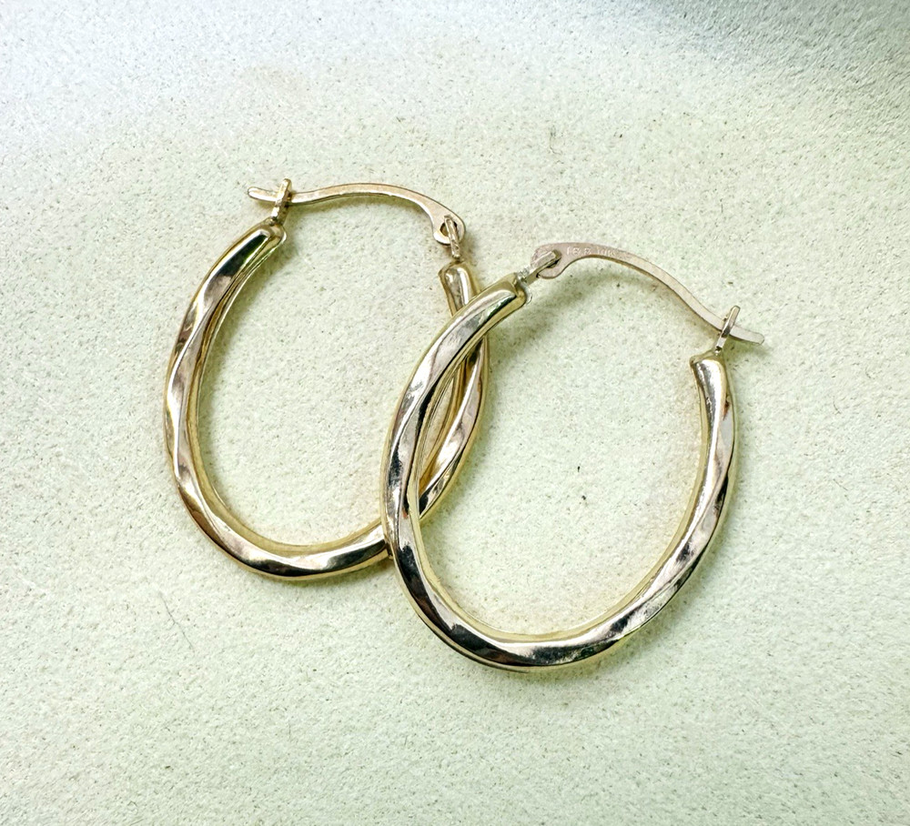 .90" Twisted Oval Solid 10K Yellow Gold Hoop Earrings