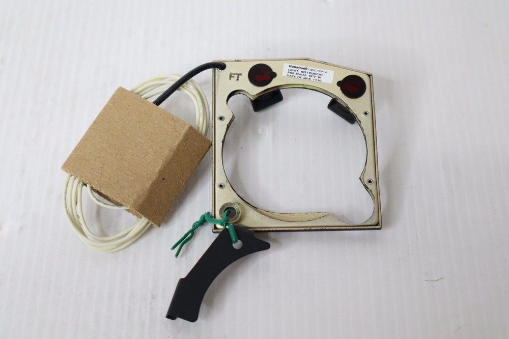 Honeywell B6626 Instrument Light