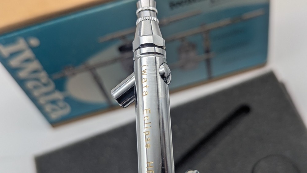 Iwata Eclipse HP-SA Single Action ECL-1000 NICE LOOK READ