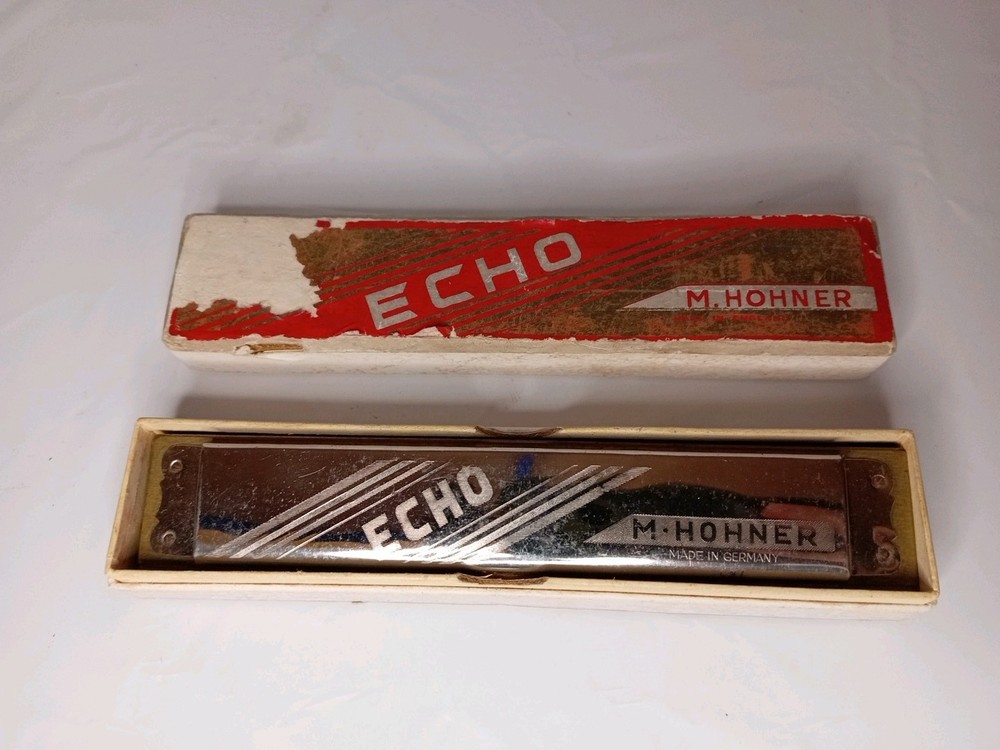 Vintage Echo M. Hohner Harmonica Key G