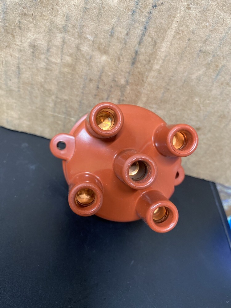 New Old Stock Lazorlite Distributor Cap U127892 #174-6841