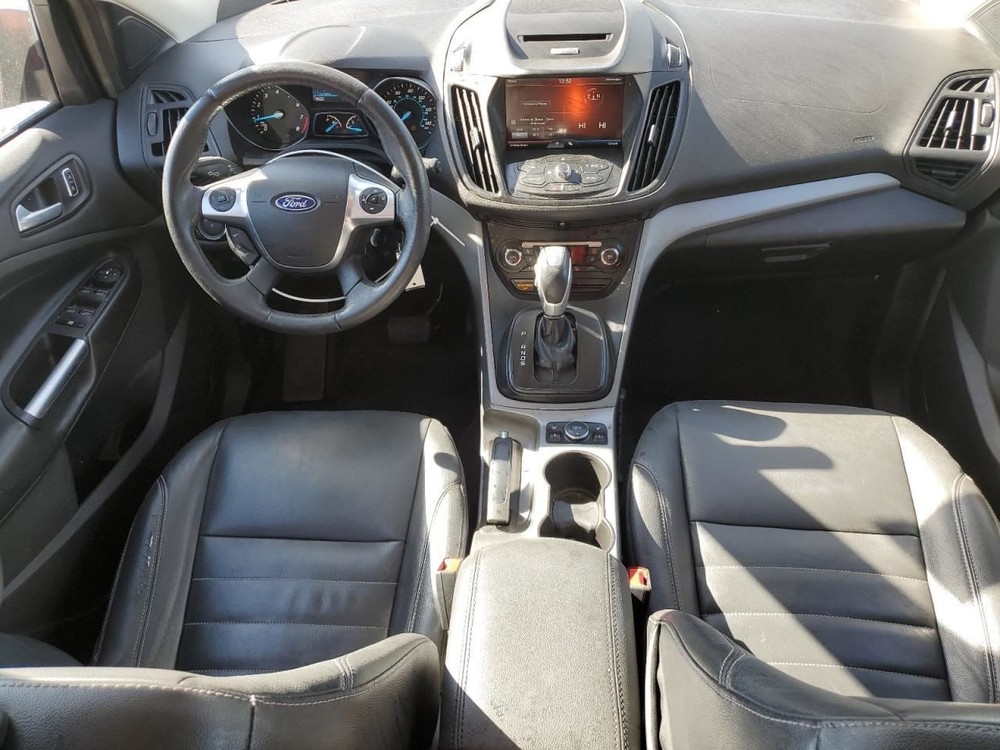 ESCAPE 2015 Glove Box 4890188