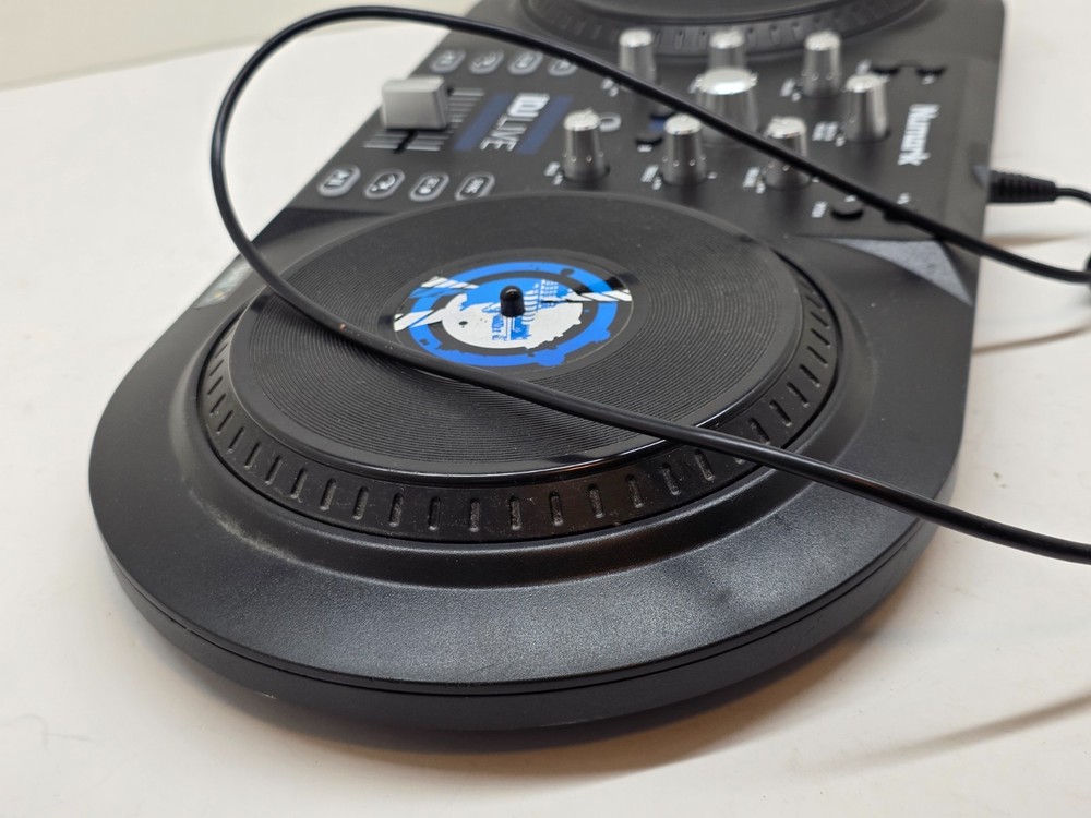 Numark iDJ Live Digital DJ Controller Turntable Apple Mac Ipad Iphone Ipod