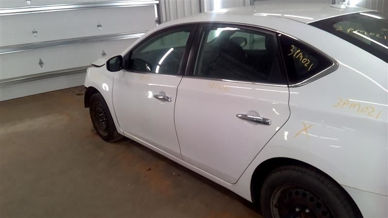 Driver Left Front Spindle/Knuckle Fits 11-25 LEAF 104450192