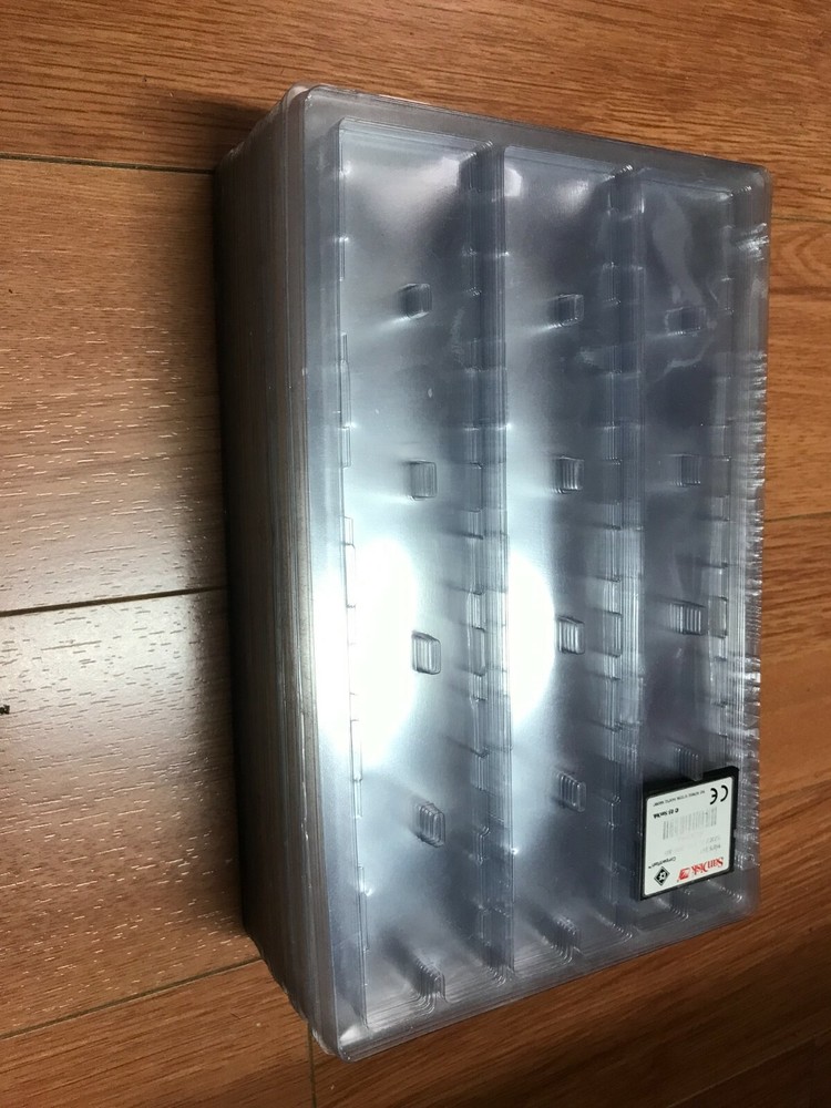 22 pcs CFast/ Compact Flash Memory Card Holder Box Storage Plastic Case