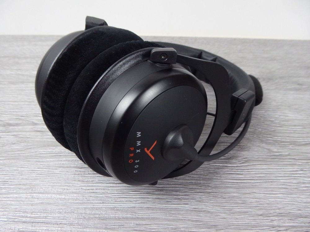 Beyerdynamic MMX 300 Pro Closed-back Gaming Headset