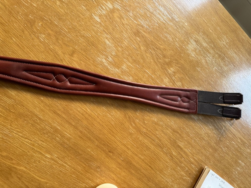 BNWT Devoucoux Allure Hunter Girth - 50" - 125 CM