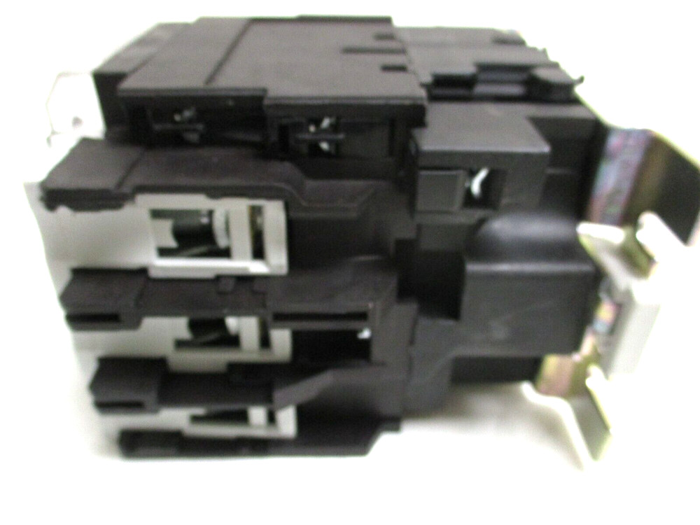 RAM CONTACTOR , RI1D9511G7